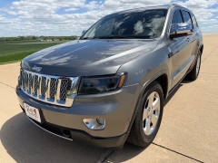 Used 2011  Jeep Grand Cherokee 4d SUV 4WD Limited at Rooster Auto Sales near Vinton&comma; IA
