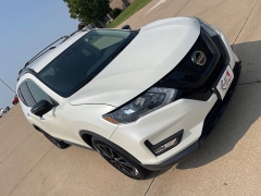 Used 2018 Nissan Rogue 4d SUV AWD SV at Rooster Auto Sales near Vinton, IA