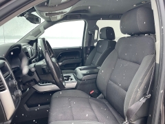 Used 2015  Chevrolet Silverado 1500 4WD Crew Cab LT at Rooster Auto Sales near Vinton, IA