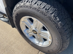 Used 2015 Chevrolet Silverado 1500 4WD Crew Cab LT Z71 at Rooster Auto Sales near Vinton, IA