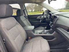 Used 2019  Chevrolet Traverse 4d SUV FWD LT Cloth w/1LT at Rooster Auto Sales near Vinton, IA