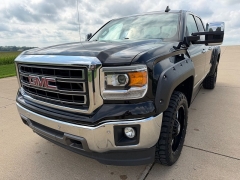 Used 2015  GMC Sierra 1500 4WD Double Cab SLT at Rooster Auto Sales near Vinton&comma; IA