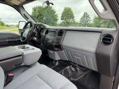 Used 2015  Ford Super Duty F-350 4WD Crew Cab XL SRW at Rooster Auto Sales near Vinton&comma; IA