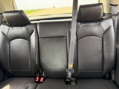 Used 2007  Saturn Outlook 4d SUV AWD XR at Rooster Auto Sales near Vinton&comma; IA