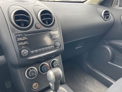 Used 2013  Nissan Rogue 4d SUV AWD SV-SL at Rooster Auto Sales near Vinton&comma; IA