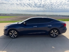Used 2017  Nissan Maxima 4d Sedan Platinum at Rooster Auto Sales near Vinton&comma; IA