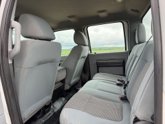 Used 2015  Ford Super Duty F-350 4WD Crew Cab XL SRW at Rooster Auto Sales near Vinton&comma; IA