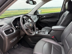 Used 2020  Chevrolet Equinox 4d SUV FWD Premier w&sol;1LZ at Rooster Auto Sales near Vinton&comma; IA