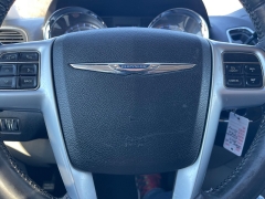 Used 2013  Chrysler Town & Country 4d Wagon Touring at Rooster Auto Sales near Vinton&comma; IA