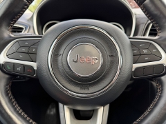 Used 2018  Jeep Compass 4d SUV 4WD Limited at Rooster Auto Sales near Vinton&comma; IA