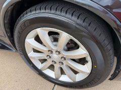 Used 2013  Buick Enclave 4d SUV AWD Premium at Rooster Auto Sales near Vinton&comma; IA