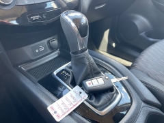 Used 2018 Nissan Rogue 4d SUV AWD S at Rooster Auto Sales near Vinton, IA