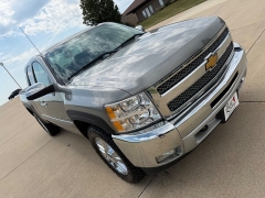 Used 2013  Chevrolet Silverado 1500 4WD Ext Cab LT at Rooster Auto Sales near Vinton&comma; IA