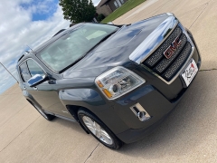 Used 2011 GMC Terrain 4d SUV FWD SLT2 at Rooster Auto Sales near Vinton, IA