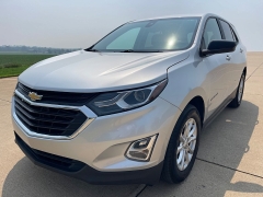 Used 2020 Chevrolet Equinox 4d SUV FWD LS w/1FL at Rooster Auto Sales near Vinton, IA