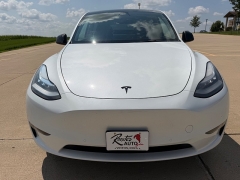 Used 2021  Tesla Model Y Long Range AWD at Rooster Auto Sales near Vinton&comma; IA