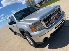 Used 2012 GMC Sierra 1500 4WD Ext Cab SLE at Rooster Auto Sales near Vinton, IA