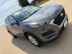 Used 2019  Hyundai Tucson 4d SUV AWD SE at Rooster Auto Sales near Vinton&comma; IA