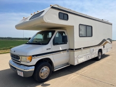 Used 1998 Fleetwood Motorhome at Rooster Auto Sales near Vinton, IA