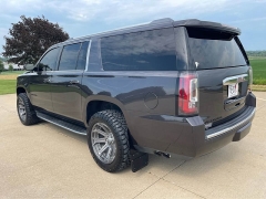 Used 2017 GMC Yukon XL 4d SUV 4WD Denali at Rooster Auto Sales near Vinton, IA