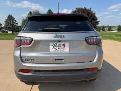 Used 2018  Jeep Compass 4d SUV 4WD Limited at Rooster Auto Sales near Vinton&comma; IA
