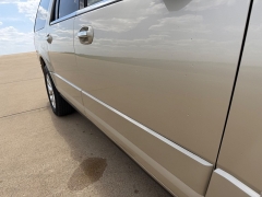 Used 2017  Ford Expedition EL 4d SUV 4WD Limited at Rooster Auto Sales near Vinton&comma; IA