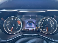 Used 2019  Jeep Cherokee 4d SUV 4WD Limited 3&period;2L at Rooster Auto Sales near Vinton&comma; IA