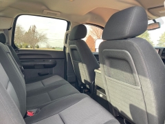 Used 2014  Chevrolet Silverado 2500 4WD Crew Cab LT at Rooster Auto Sales near Vinton&comma; IA