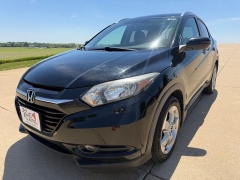 Used 2017  Honda HR-V 4d SUV AWD EX-L Navigation at Rooster Auto Sales near Vinton&comma; IA