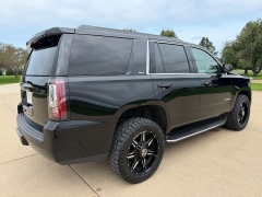 Used 2017  GMC Yukon 4d SUV 4WD SLT at Rooster Auto Sales near Vinton&comma; IA