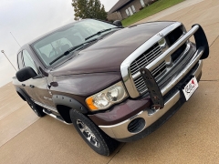 Used 2004 Dodge Ram 1500 4WD Quad Cab SLT at Rooster Auto Sales near Vinton, IA