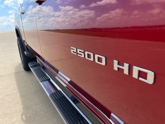 Used 2020 Chevrolet Silverado 2500 4WD Crew Cab High Country Dsl at Rooster Auto Sales near Vinton, IA