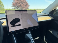 Used 2021  Tesla Model Y Long Range AWD at Rooster Auto Sales near Vinton&comma; IA