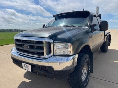 Used 2002 Ford Super Duty F-250 4WD Supercab Lariat at Rooster Auto Sales near Vinton, IA