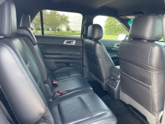 Used 2013 Ford Explorer 4d SUV 4WD XLT at Rooster Auto Sales near Vinton, IA
