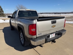 Used 2007  Chevrolet Silverado 1500 4WD Ext Cab LTZ at Rooster Auto Sales near Vinton&comma; IA