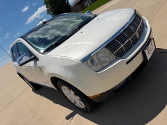 Used 2008  Lincoln MKX 4d SUV AWD at Rooster Auto Sales near Vinton&comma; IA