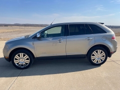 Used 2008  Lincoln MKX 4d SUV AWD at Rooster Auto Sales near Vinton&comma; IA