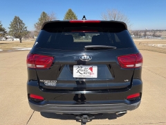 Used 2019  Kia Sorento 4d SUV AWD LX V6 at Rooster Auto Sales near Vinton&comma; IA