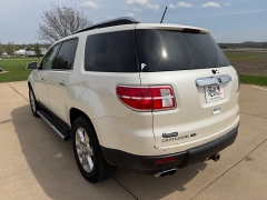 Used 2007  Saturn Outlook 4d SUV AWD XR at Rooster Auto Sales near Vinton&comma; IA