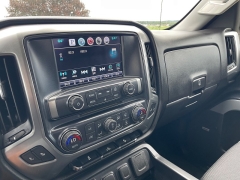 Used 2016 Chevrolet Silverado 1500 4WD Double Cab LT Z71 at Rooster Auto Sales near Vinton, IA