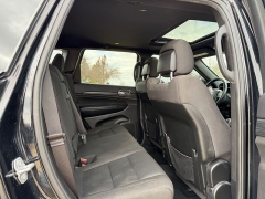 Used 2019  Jeep Grand Cherokee 4d SUV 4WD Laredo Upland at Rooster Auto Sales near Vinton&comma; IA