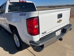 Used 2015 Chevrolet Silverado 1500 4WD Crew Cab LT Z71 at Rooster Auto Sales near Vinton, IA