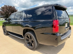 Used 2016  Chevrolet Suburban 4d SUV RWD LTZ at Rooster Auto Sales near Vinton&comma; IA