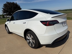 Used 2023  Tesla Model Y Long Range AWD at Rooster Auto Sales near Vinton&comma; IA