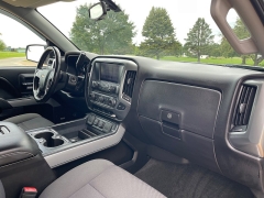 Used 2016 Chevrolet Silverado 1500 4WD Double Cab LT Z71 at Rooster Auto Sales near Vinton, IA
