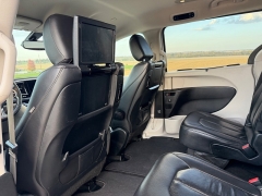 Used 2017  Chrysler Pacifica 4d Wagon Touring-L Plus at Rooster Auto Sales near Vinton&comma; IA