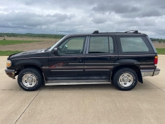 Used 1995 Ford Explorer 4d SUV 4WD XL at Rooster Auto Sales near Vinton, IA
