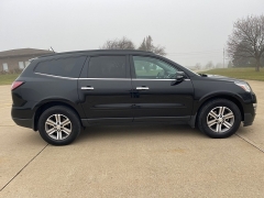 Used 2016  Chevrolet Traverse 4d SUV AWD LT w/2LT at Rooster Auto Sales near Vinton, IA