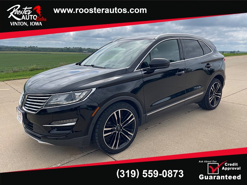 Used 2017  Lincoln MKC 4d SUV AWD Reserve at Rooster Auto Sales near Vinton, IA